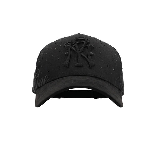 31 HATS ANIVERSARIO “FOREVER BLACK”