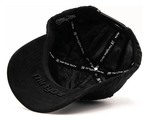 31 HATS ANIVERSARIO “FOREVER BLACK”