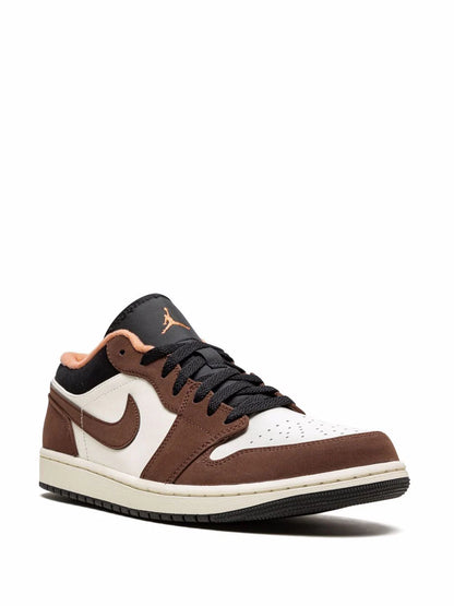 Jordan 1 Low Mocha