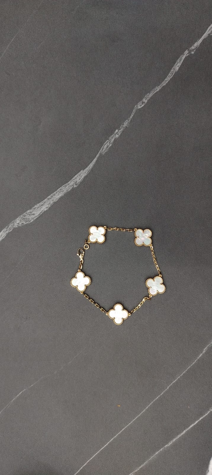 Pulsos Van Cleef plata 925 con baño de oro 18k