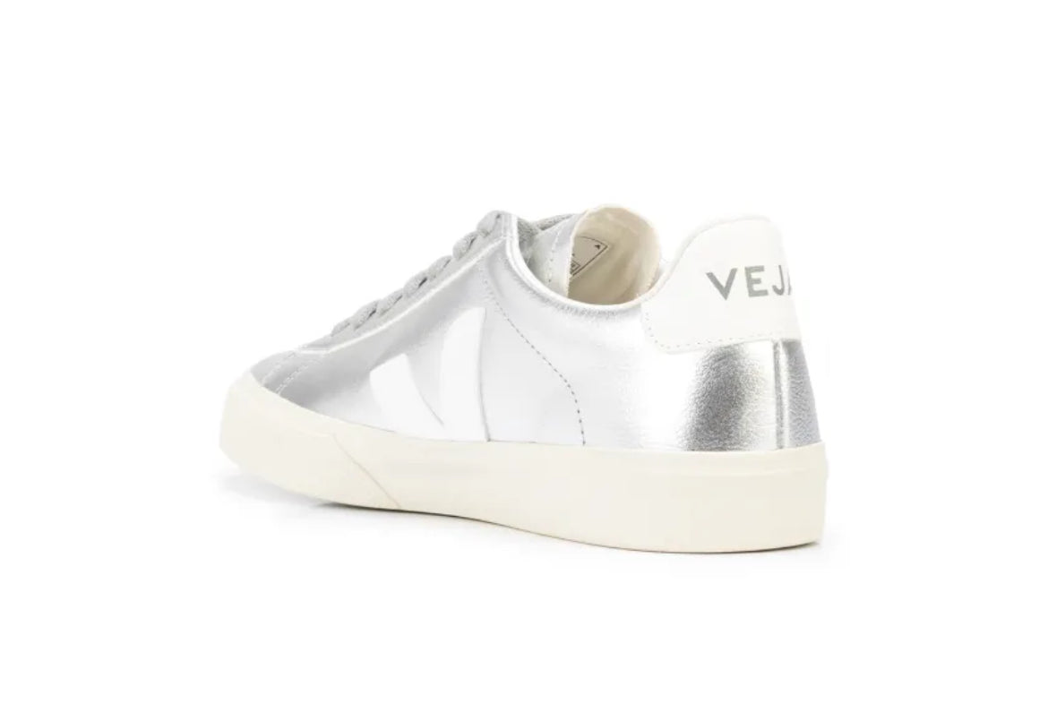Veja Campo Leather